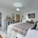 Salvin House, A Luxurious Family Perfect For A Relaxing Break *