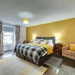 Holiday home Salvin House, A Luxurious Family Perfect For A Relaxing Break