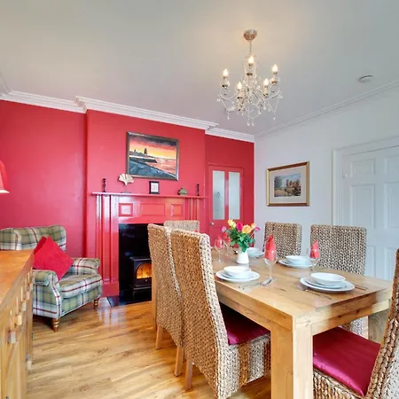 Salvin House, A Luxurious Family Perfect For A Relaxing Break