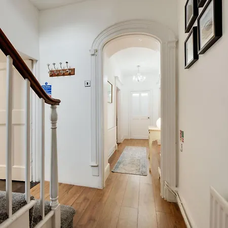 Ferienhaus Salvin House, A Luxurious Family Perfect For A Relaxing Break *