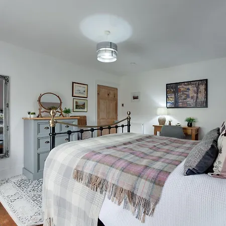 Salvin House, A Luxurious Family Perfect For A Relaxing Break *