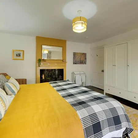 Salvin House, A Luxurious Family Perfect For A Relaxing Break